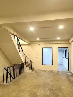 ให้เช่า อาคารพาณิชย์4.5ชั้นสุขุมวิทใกล้BTS ปุณณวิถี  ขนาด450ตรมชั้นละ100ตรมเหมาะทำออฟฟิศ โชว์รูม  คลินิก  คาเฟ่-202510281229021761629342114.jpg