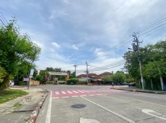 ขายทาวน์โฮม 3 ชั้น หมู่บ้าน The Balcony Home ซอยถนนเฉลิมพระเกียรติ ร.9 ซอย 28 ขนาด 19 ตร.วา จอดรถได้ 3 คัน-202510281234131761629653259.jpg