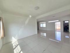 ให้เช่าอาคารพาณิชย์ 2คูหา ทำเลสวยเข้าออกหลายทาง เอกมัย สุขุมวิท71 เหมาะทำโฮสเทล (N.1912)-202510281300421761631242060.jpg