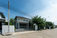 ขายบ้านเดี่ยวหรู แถมเฟอร์พร้อมอยู่ มัณฑนา ราชพฤกษ์-นครอินทร์ ใกล้ถนน บางกรวย - ไทรน้อย ขนาด 78 ตรว