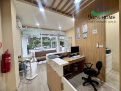 เซ้งคลินิกเวชกรรม 2 ชั้น อุปกรณ์ครบ ติดถนนลาดกระบัง-202510281426451761636405554.jpg