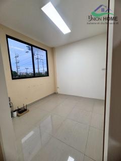 เซ้งคลินิกเวชกรรม 2 ชั้น อุปกรณ์ครบ ติดถนนลาดกระบัง-202510281426501761636410663.jpg