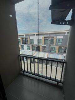 ให้เช่า ทาวน์โฮม 3 ชั้น โครงการ ทรีโอ ร่มเกล้า Trio Romklao ถนนร่มเกล้า เขตมีนบุรี-202510281622121761643332140.jpg