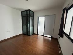 ให้เช่า ทาวน์โฮม 3 ชั้น โครงการ ทรีโอ ร่มเกล้า Trio Romklao ถนนร่มเกล้า เขตมีนบุรี-202510281622161761643336504.jpg