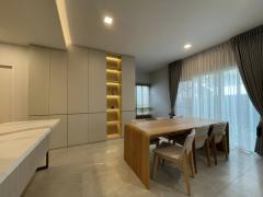 P418 ให้เช่า บ้านเดี่ยว 2 ชั้น โครงการ มัณฑนา บางนา-วงแหวน Mantana Bangna-Wongwaen ใกล้เมก้าบางนา หน้าบ้านหันทางทิศใต้-202510291120011761711601936.jpg