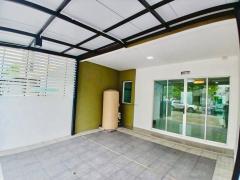 ขายทาวน์โฮม 3 ชั้น หมู่บ้านเบล็สทาวน์ รามอินทรา 127 เนื้อที่ 19.4 ตารางวา  ซอยรามอินทรา 127 แขวงมีนบุรี เขตมีนบุรี กรุงเทพฯ-202510291637261761730646070.jpg