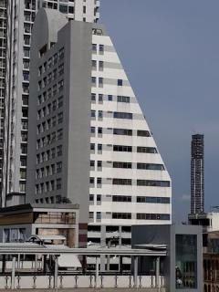 สำนักงาน ไทยวีรวัฒน์ ราคาจับต้องได้