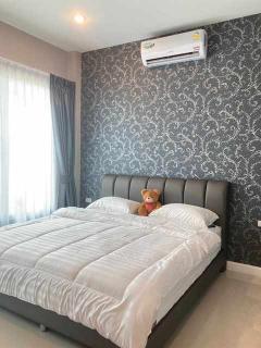 H915 ให้เช่าบ้านเดี่ยวพูลวิลล่า ห้วยใหญ่ 3 ห้องนอน เฟอร์นิเจอร์และเครื่องใช้ไฟฟ้าครบมาก-202510301036131761795373624.jpg