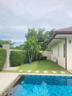 H915 ให้เช่าบ้านเดี่ยวพูลวิลล่า ห้วยใหญ่ 3 ห้องนอน เฟอร์นิเจอร์และเครื่องใช้ไฟฟ้าครบมาก-202510301036181761795378537.jpg