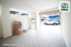 ทาวน์เฮ้าส์2ชั้น ซอยกำนันแม้น28 บางขุนเทียน รีโนเวทพร้อมเข้าอยู่-202510301329581761805798444.jpg