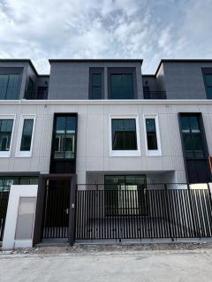 ให้เช่า ทาวน์โฮม M1415 กราวิเทีย พระราม2 - ท่าข้าม  250 ตรม 24 ตรว