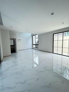 ให้เช่า ทาวน์โฮม M1415 กราวิเทีย พระราม2 - ท่าข้าม  250 ตรม 24 ตรว-202510301625441761816344602.jpg