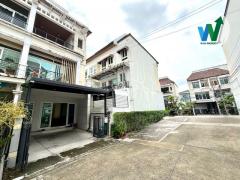 ขายทาวน์โฮมศรีนครินทร์ บ้านกลางเมือง เออร์บาเนี่ยน หลังริม สภาพใหม่ พื้นที่กว้าง ใกล้รถไฟฟ้า MRT สายสีเหลือง สนามบินสุวรรณภูมิ-202510301637321761817052824.jpg