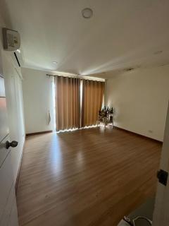 ขายทาวน์เฮาส์ 2 ชั้น หลังริมมีพื้นที่ด้านข้าง ขนาด 31.05 ตรว. เฟอร์นิเจอร์พร้อมเข้าอยู่ ทำเลดี ติดถนนนิตโย ตัวเมืองนครพนม-202510301644531761817493919.jpg