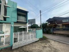 ขายทาวน์เฮาส์ 2 ชั้น หลังริมมีพื้นที่ด้านข้าง ขนาด 31.05 ตรว. เฟอร์นิเจอร์พร้อมเข้าอยู่ ทำเลดี ติดถนนนิตโย ตัวเมืองนครพนม-202510301644571761817497022.jpg