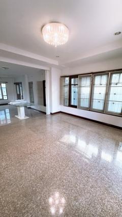 PP427 ขายบ้านเดี่ยว ซอยประดิษฐ์มนูญธรรม 15 ซอยเซ็นทรัลอีสต์วิลล์ ซอยแจ่มเจริญ ออกนาคนิวาส16 ซอยลาดพร้าว 71-202510301653341761818014456.jpg