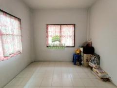 หมู่บ้านเต็มสิริ1 มิตรไมตรี หนองจอก ขายด่วน บ้านแฝด 2 ชั้น เนื้อที่ 36 ตร.ว แปลงริม ทำเลดี พื้นที่ใช้สอยเยอะ-202510301723211761819801281.jpg