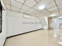 ให้เช่าบ้านเกษตรนวมินทร์ ถนนนวลจันทร์ ตกแต่งใหม่ 2นอน 2น้ำ แอร์ใหม่3เครื่อง 