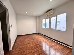 ขายทาวน์โฮม หมู่บ้านดิเอ็กซ์คลูซีฟ พัฒนาการ44 (The Exclusive-Pattanakarn44) ใกล้ APL หัวหมาก (N.1915)-202510310843161761874996892.jpg