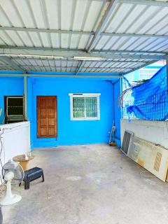  ม.เกษมบัณฑิต ร่มเกล้า 800 ม. MRT มีนบุรี 350 ม.ให้เช่าทาวน์เฮ้าส์ 2 ชั้น 20ตร.วา. 2 นอน 2 น้ำซ.หทัยราษฎร์ 1-7  ตลาดมีนบุรี 1 800 ม.