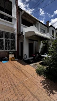 ขายทาวน์เฮ้าส์2ชั้น หมู่บ้านรัตนาวลัย ใกล้สนามบินดอนเมือง พร้อมเข้าอยู่ได้ทันที-202510311418161761895096802.jpg