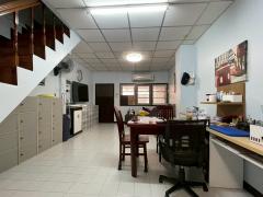 ขายทาวน์เฮาส์ 3 ชั้น ทำเลทอง ถนนนวมินทร์ ซอย 85 เข้าซอยเพียง 700 เมตร #LB07 – 001125-202510311455371761897337150.jpg