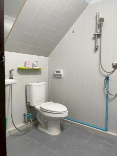 ขายทาวน์เฮาส์ 3 ชั้น ทำเลทอง ถนนนวมินทร์ ซอย 85 เข้าซอยเพียง 700 เมตร #LB07 – 001125-202510311455431761897343359.jpg