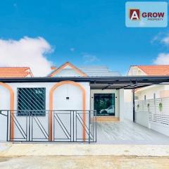 หมู่บ้านนันทวัน 10 ซอยเลียบวารี 37 รีโนเวทใหม่พร้อมอยู่ ตกแต่งไว้อย่างสวยงาม