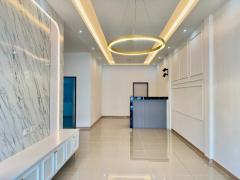 ทาวน์เฮาส์      หมู่บ้านระวิพรโกลเด้นฮิลล์ เขาตาโล  ฟรีเฟอร์