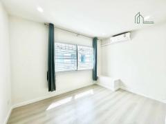 ขายทาวน์โฮม 2 ชั้น หมู่บ้าน วิลลาจจิโอ บางนา บางบ่อ ใกล้ ม.เอแบค -202511011702121761991332189.jpg