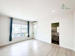 ขายทาวน์โฮม 2 ชั้น หมู่บ้าน วิลลาจจิโอ บางนา บางบ่อ ใกล้ ม.เอแบค -202511011702121761991332822.jpg