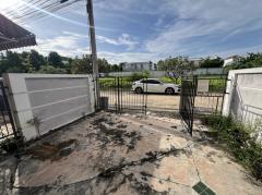 ให้เช่า ทาวน์โฮม 3 ชั้น บ้านกลางเมือง สาทร–ตากสิน 2 ไลน์ไอดี ✅ @bird888-202511020039381762018778630.jpg