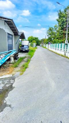 พร้อมออฟฟิศ และห้องพักพนักงาน 75 ตร.วา. MRT บางแค 1.2กม.ให้เช่าโกดัง 300 ตร.ม..เดอะมอลล์ บางแค 1.9 กม.   