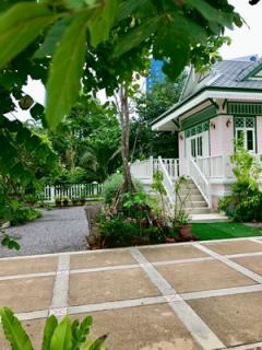 ขาย บ้านเดี่ยวเล่นระดับ 1 ชั้นครึ่ง โครงการ โอเรียนทอล บีช ชะอำ ด้านหลังโครงการติดทะเล  อยู่ริมถนนเพชรเกษม ห่างสี่แยกชะอำ(มุ่งหน้าหัวหิน) ราวๆ4 กม.-202511021034341762054474235.jpg