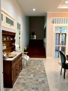 ขาย บ้านเดี่ยวเล่นระดับ 1 ชั้นครึ่ง โครงการ โอเรียนทอล บีช ชะอำ ด้านหลังโครงการติดทะเล  อยู่ริมถนนเพชรเกษม ห่างสี่แยกชะอำ(มุ่งหน้าหัวหิน) ราวๆ4 กม.-202511021034361762054476884.jpg