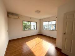 ขาย ทาวน์โฮม HS080 หลังมุม ติดสวน อารมณ์บ้านเดี่ยว บ้านบึง ชลบุรี ไลท์ โฮมทาว์น 132 ตรม 43.4 ตรว ทำเลดี ราคาถูก ใกล้ QMB โลตัส บิ๊กซี แมคโคร-202511021443121762069392908.jpg