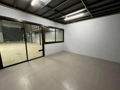 ให้เช่าโกดัง ย่านสวนหลวง เหมาะสร้างธุระกิจ-202511021511201762071080857.jpg