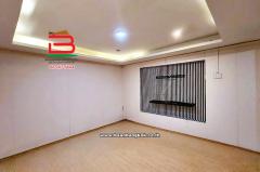 ที่ดินพร้อมสิ่งปลูกสร้าง เนื้อที่ 64.6 ตร.ว. ติดถนนเพชรเกษม (ใกล้แยกปราณบุรี, ใกล้โลตัส ปราณบุรี) ถนนเพชรเกษม ตำบลเขาน้อย อำเภอปราณบุรี จังหวัดประจวบคีรีขันธ์-202511021704491762077889063.jpg