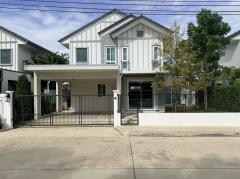 ให้เช่าบ้านเดี่ยววิลลาจจิโอ 3 ศรีนครินทร์-บางนา ซ.พัฒนา 2 บางแก้ว 57.5ตรว 2ชั้น 5นอน 3น้ำ  ใกล้เมกาบางนา-BTS สายสีเหลือง