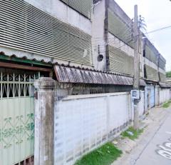 ถ.บางแวก  MRT บางแค 1.2กม. ให้เช่าโกดัง 305ตร.ม.พร้อมออฟฟิศ เดอะมอลล์ บางแค 1.9 กม. และห้องพักพนักงาน 78ตร.วา. .เพชรเกษม64-72  