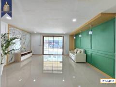 ทาวน์เฮ้าส์รสสุคนธ์ บางใหญ่ พร้อมอยู่-202511030142541762108974950.jpg