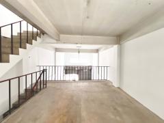 ขายอาคารพาณิชย์ 4.5 ชั้น ทำเลทอง ซอยสุขสวัสดิ์ 6 (ต้นซอย) เขตจอมทอง กรุงเทพ ใกล้วัดนาคนิมิตร ใกล้ทางด่วน-202511031312521762150372802.jpg