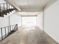 ขายอาคารพาณิชย์ 4.5 ชั้น ทำเลทอง ซอยสุขสวัสดิ์ 6 (ต้นซอย) เขตจอมทอง กรุงเทพ ใกล้วัดนาคนิมิตร ใกล้ทางด่วน-202511031313001762150380693.jpg