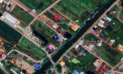 ขายที่ดินสวย เหมาะสำหรับ สร้างเพื่ออยู่อาศัย หรือเพื่อการลงทุนในอนาคต ด้านติดถนน ด้านหลังติดคลองตาชม-202511031636251762162585332.jpg