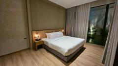 CM40 ให้เช่า/ขาย พูลวิลล่า 8 หลัง + 1 ร้านอาหาร เดินลงทะเลได้ ติดปราสาทสัจธรรม เหมาะสำหรับนักลงทุน ที่ต้องการทำพูลวิลล่า Cafe Restaurant.-202511041637551762249075621.jpg