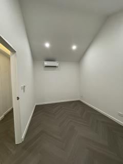 ขายทาวน์เฮ้าส์ รีโนเวทใหม่ หมู่บ้าน คลองตันนิเวศน์ ซอยปรีดีพนมยงค์ 42 สไตล์ Modern French Classic ใจกลางเมือง ใกล้เอกมัย & ทองหล่อ บ้านทิศเหนือ-202511041739241762252764464.jpg