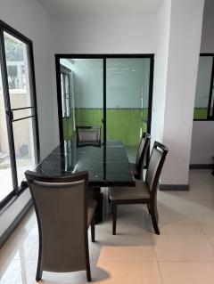 เช่า25,000 บ้านทาว์นเฮ้าส์ 3ชั้น  พร้อมเฟอร์ ถนนสาทรกัลปพฤกษ์ แยกกำนัลแม้น-202511042039501762263590363.jpg