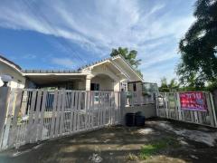 บ้านเดี่ยว 1 ชั้น  หมู่บ้านสวนแสนสุข เลขที่ 93/129 ซอย 29 ถนนรังสิต-นครนายก ตำบลบางปลากด อำเภอองค์รักษ์ จังหวัดนครนายก