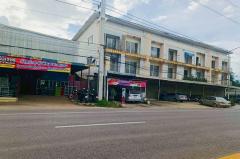 ขายขาดทุนอาคารพาณิชย์ 3 ชั้น  ติดถนนสายแม่สอด-อุ้มผาง อาคารพาณิชย์พระธาตุผาแดง