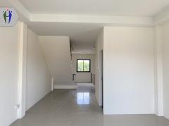 อาคารพาณิชย์เขามะกอกให้เช่า 1คูหา เดือนละ 15,000 ขาย 3.5 ล้านบาท -202511050941431762310503069.jpg